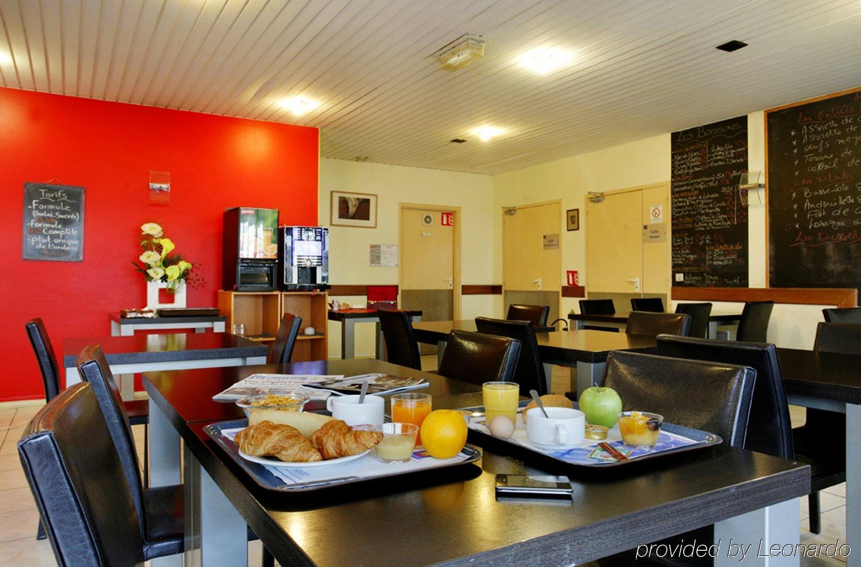 Hôtel Gallieni Gennevilliers Buitenkant foto