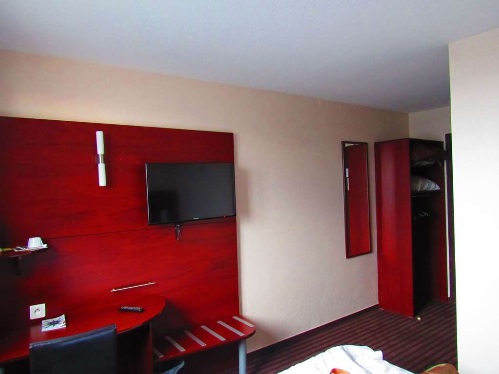 Hôtel Gallieni Gennevilliers Kamer foto